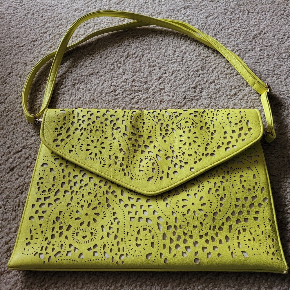 Street level purse